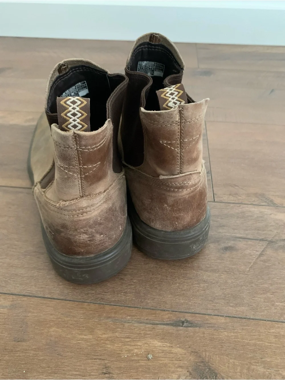 UGG Men's Brown Biltmore Chelsea Boots Size 11